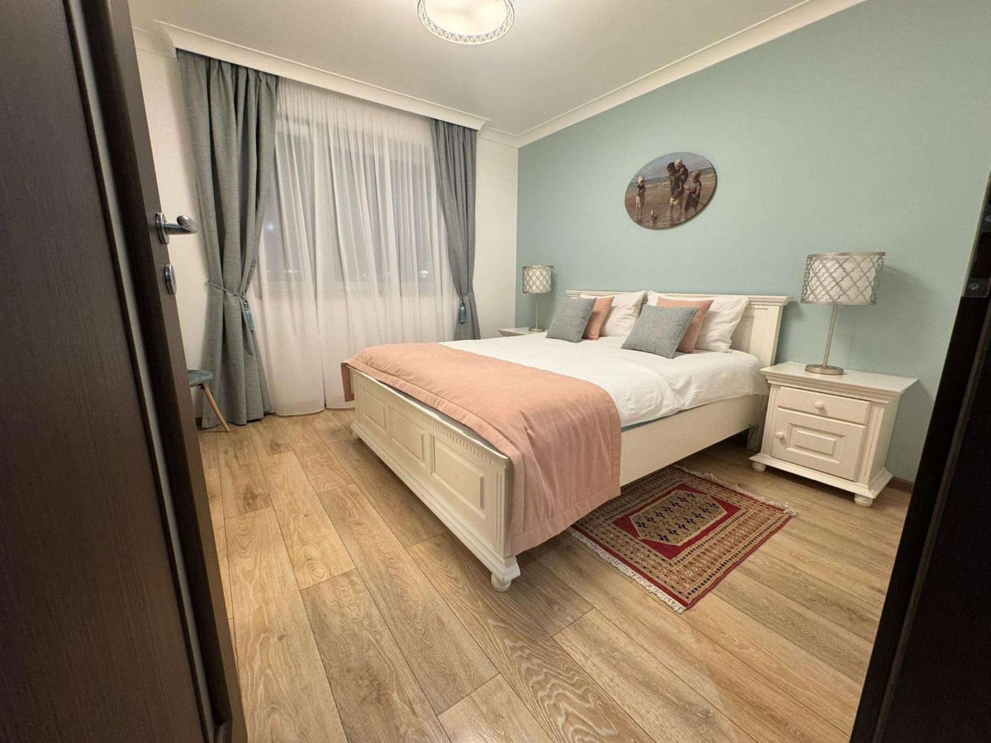 Coresi Spacious And Comfortable, Gbwifi, Parking Braşov Eksteriør billede